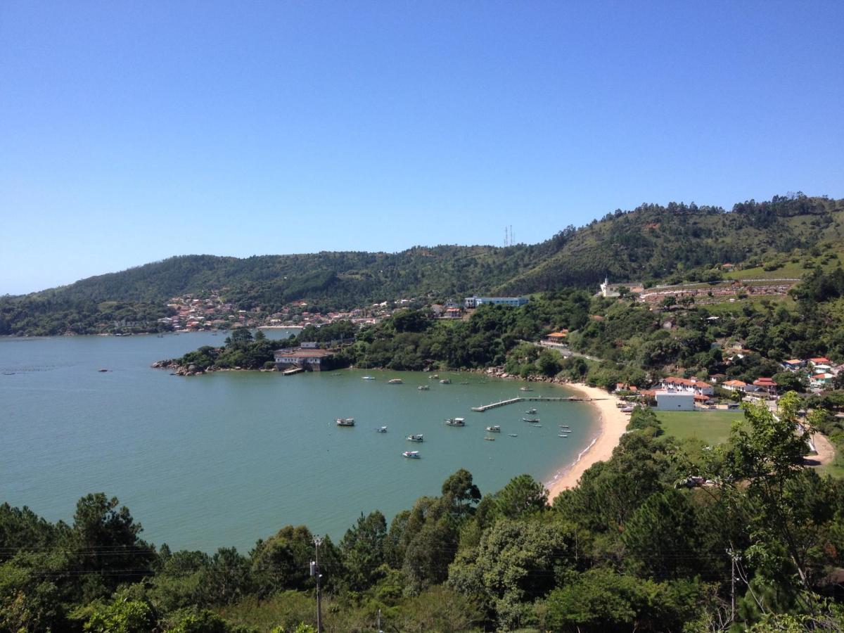 Casa Próxima A De Calheiros Governador Celso Ramos